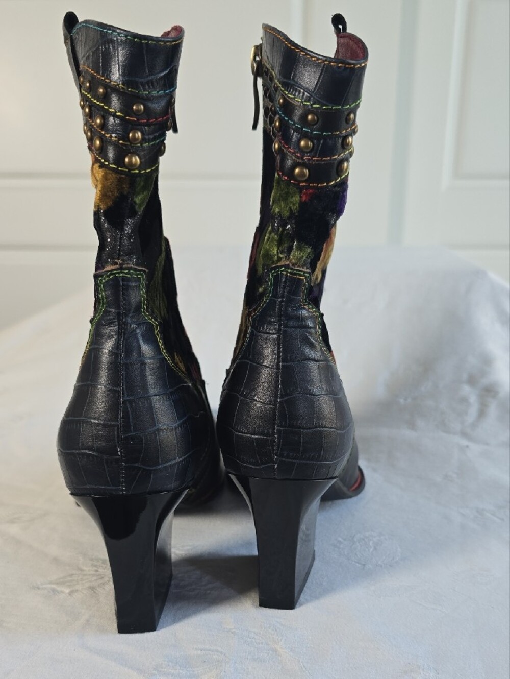 L'Artiste Black Leather Heeled Ankle Boots with Multicolor Flowers Size EU 41 - Picture 9 of 16